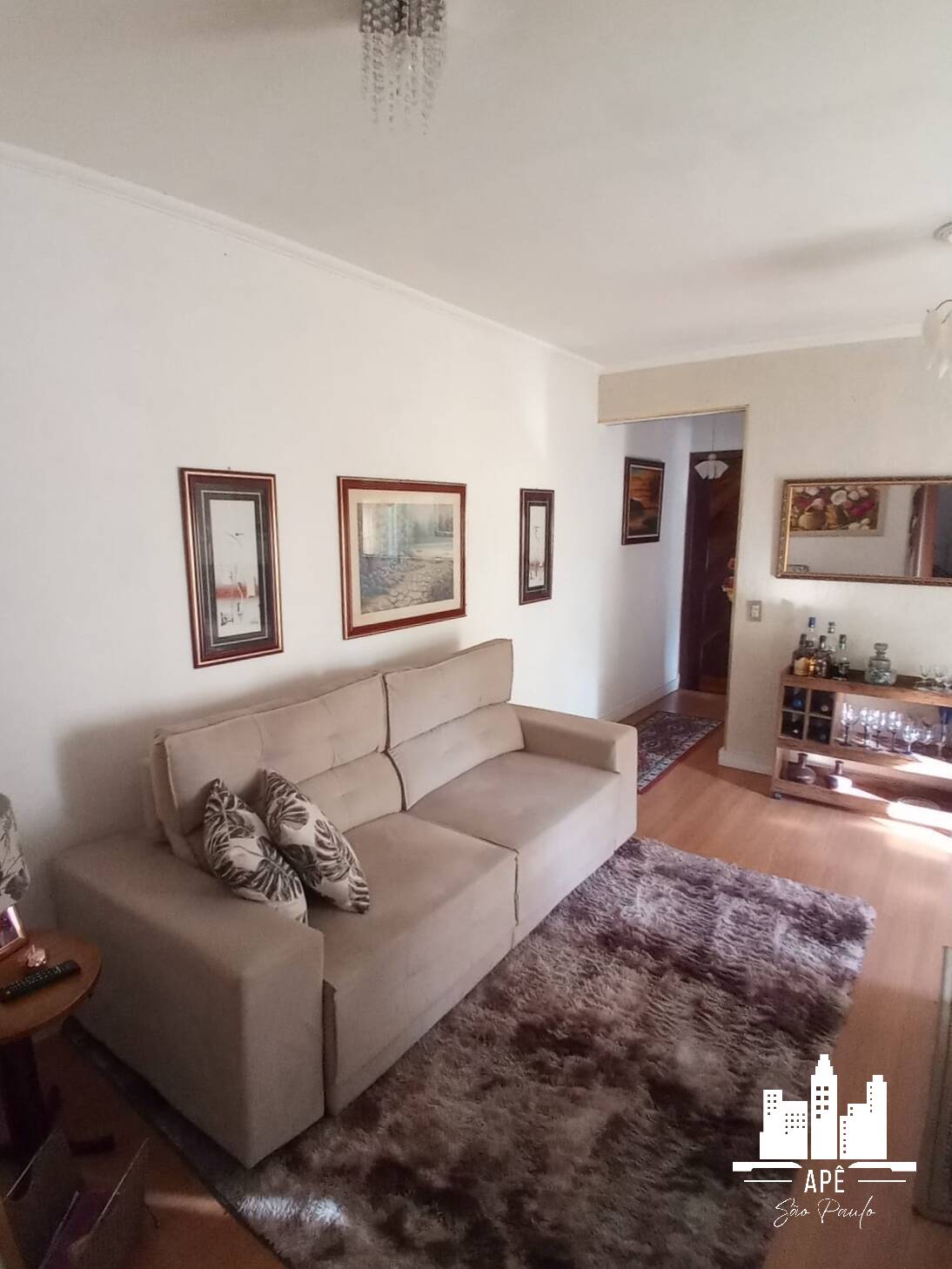 Apartamento à venda com 2 quartos, 57m² - Foto 1