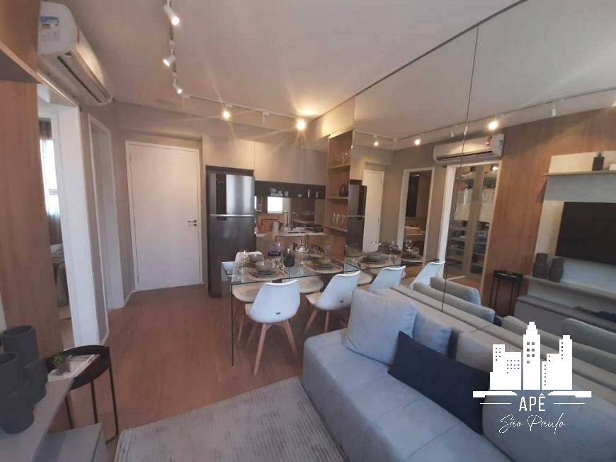 Apartamento à venda com 2 quartos, 33m² - Foto 2