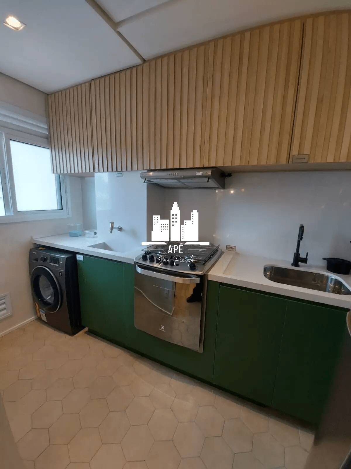 Apartamento à venda com 2 quartos, 40m² - Foto 13