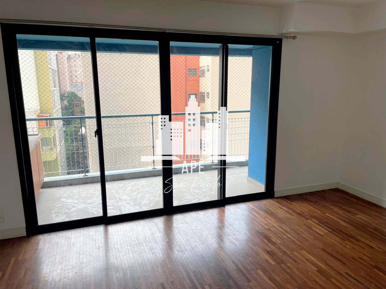 Apartamento à venda com 1 quarto, 35m² - Foto 2