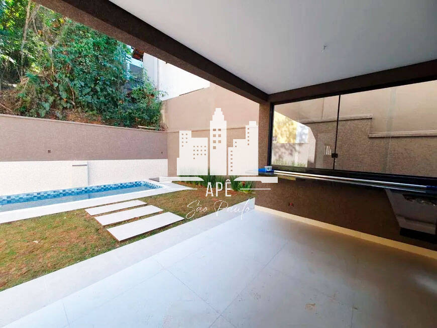 Casa à venda com 3 quartos, 220m² - Foto 4