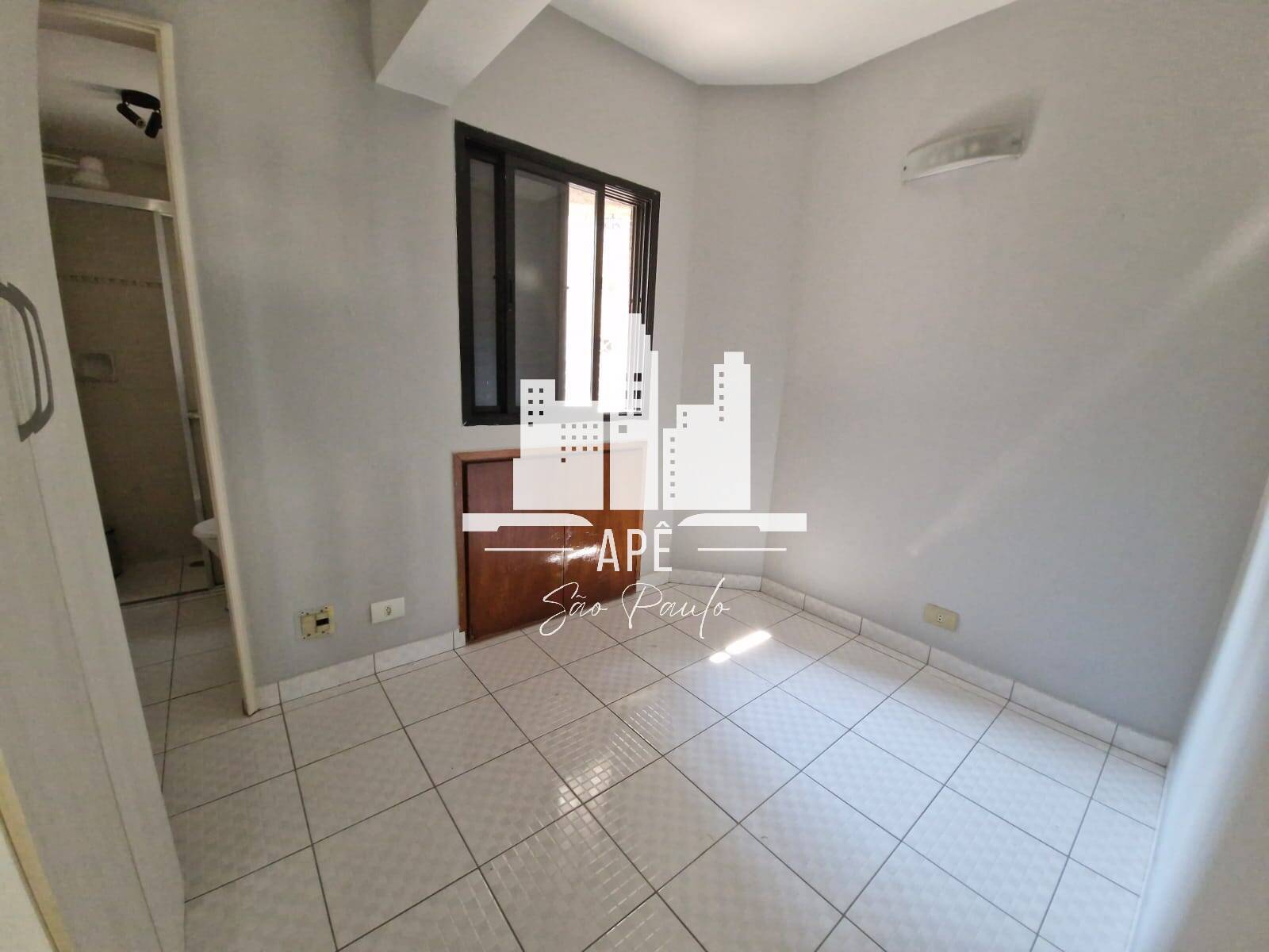 Apartamento à venda com 4 quartos, 216m² - Foto 43