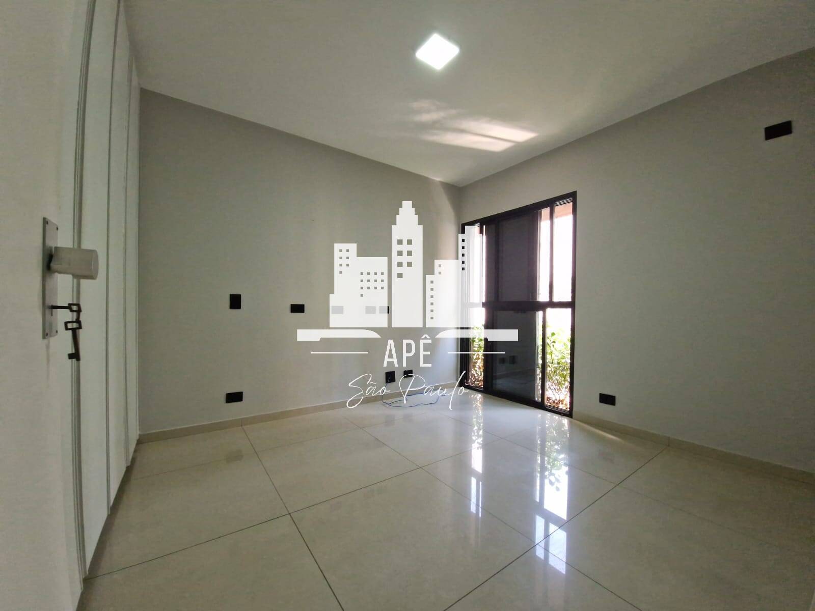 Apartamento à venda com 4 quartos, 216m² - Foto 18