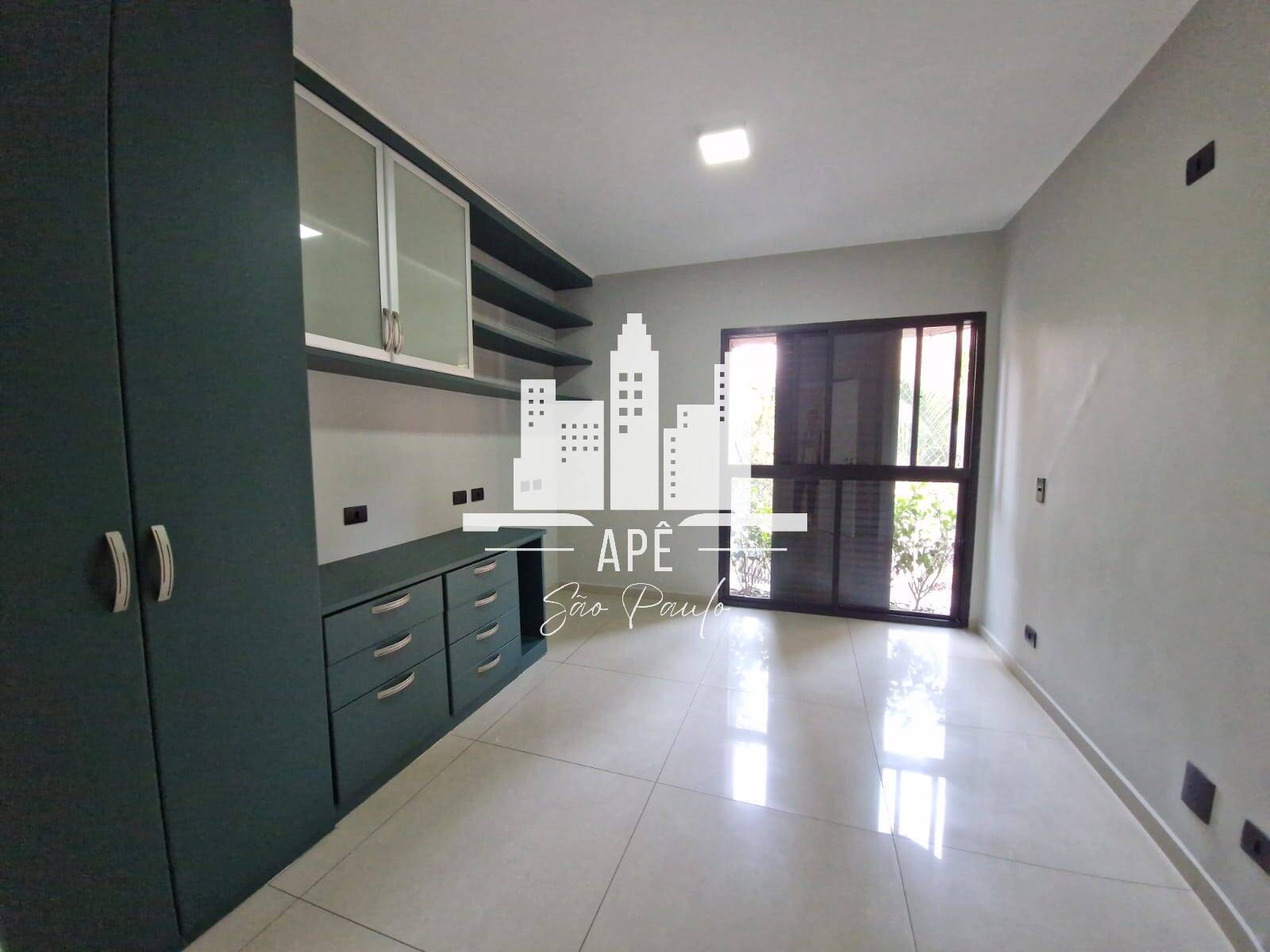 Apartamento à venda com 4 quartos, 216m² - Foto 28