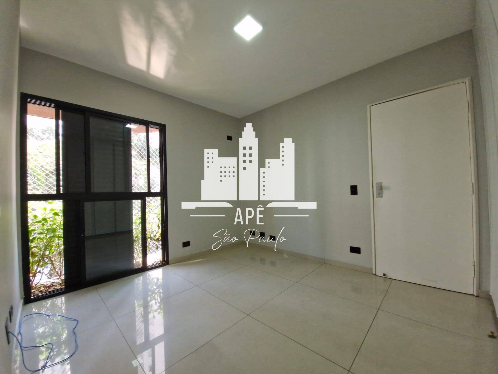 Apartamento à venda com 4 quartos, 216m² - Foto 20