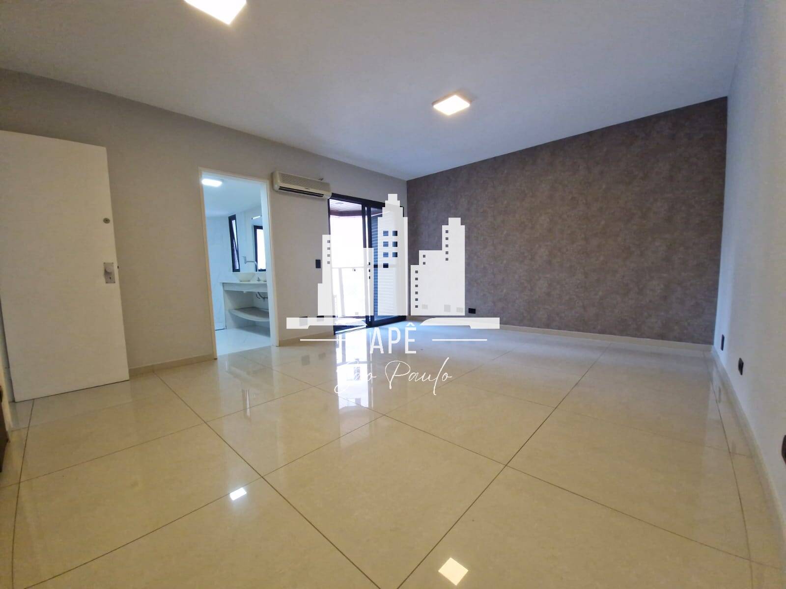 Apartamento à venda com 4 quartos, 216m² - Foto 32