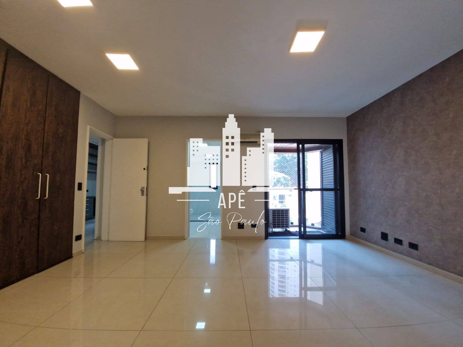 Apartamento à venda com 4 quartos, 216m² - Foto 36