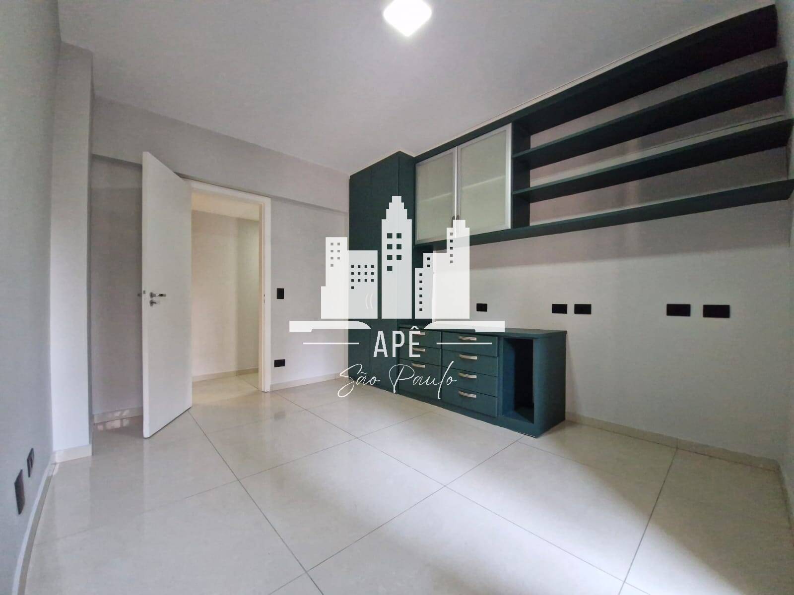 Apartamento à venda com 4 quartos, 216m² - Foto 30