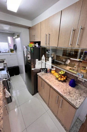 Apartamento à venda com 2 quartos, 63m² - Foto 8