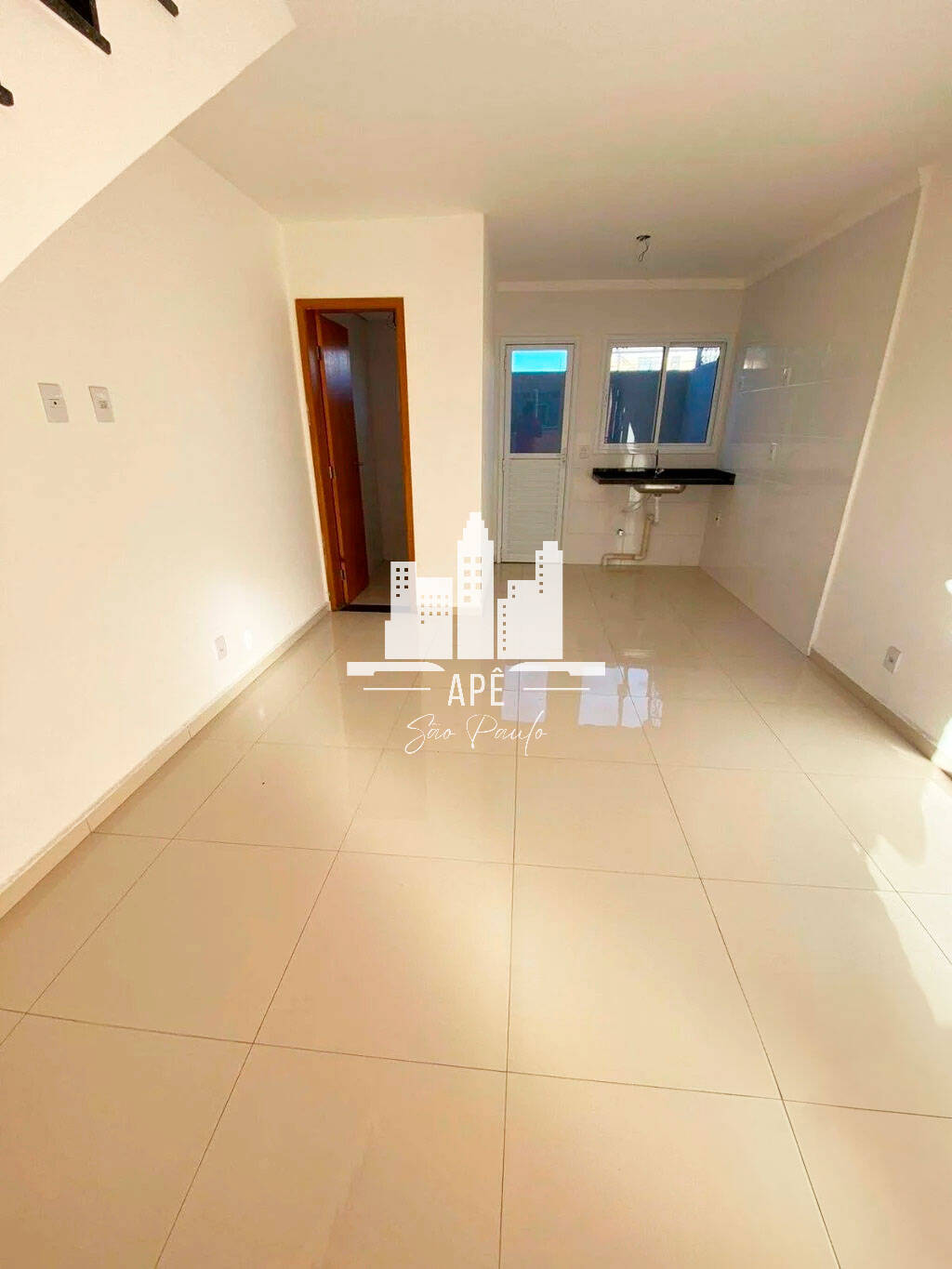 Sobrado à venda com 2 quartos, 67m² - Foto 2