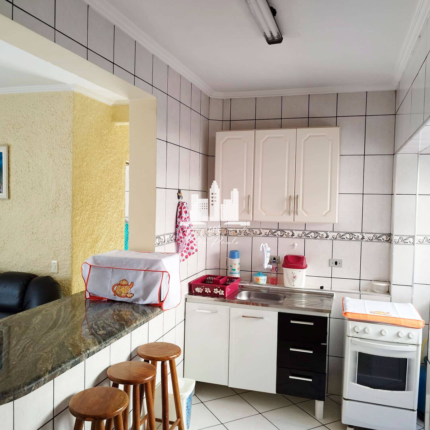 Apartamento à venda com 2 quartos, 65m² - Foto 2